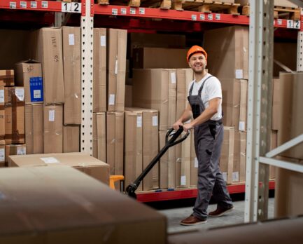 full-shot-man-working-warehouse